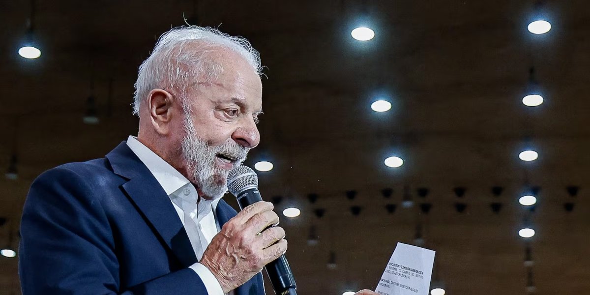 “Vagabundo que bate em mulher não precisa votar em mim”, diz Lula ao condenar violência contra mulheres
