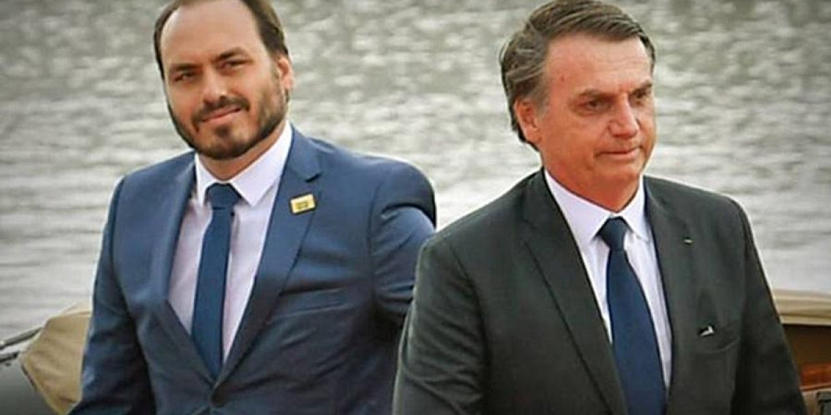 Alexandre de Moraes nega pedido de Carlos Bolsonaro para visitar o pai fora dos dias previstos