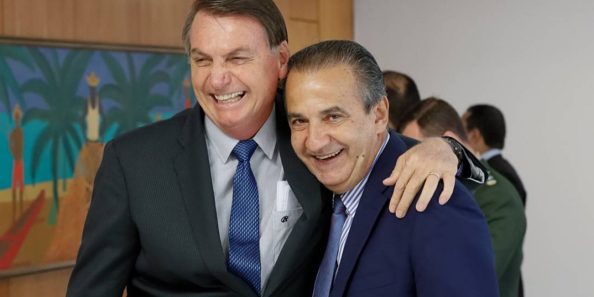 'Faz a esquerda dar gargalhadas', diz Silas Malafaia após Bolsonaro escolher Flávio para as eleições de 26