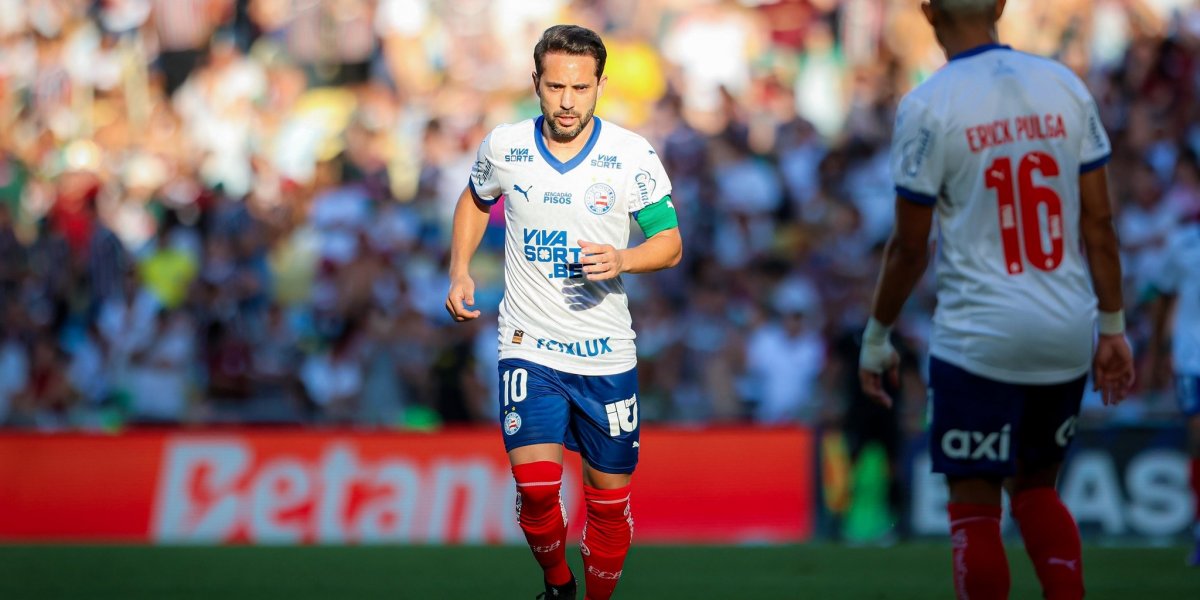 Bahia acerta renovação de contrato com Everton Ribeiro até o fim de 2026