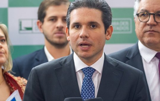 Hugo Motta se pronuncia após Glauber Braga ser retirado à força de cadeira da presidência: 'Temos que proteger a democracia do grito'