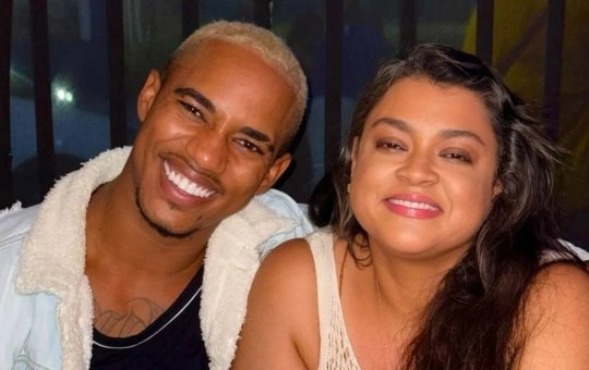 Kanalha vence categoria no Prêmio Multishow e dedica conquista a Preta Gil: 'Me ensinou muita coisa'