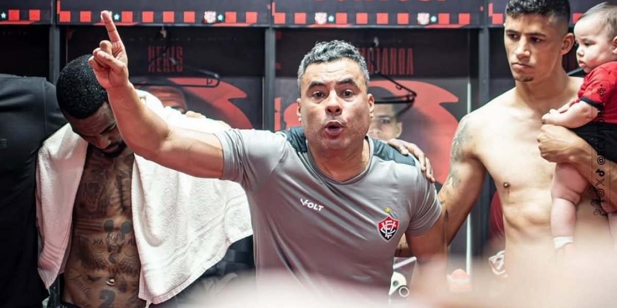 Ele fica! Depois de boa campanha contra o rebaixamento, Vitória anuncia renovação de Jair Ventura