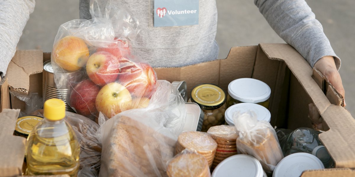 Imagem ilustrativa de uma cesta básica