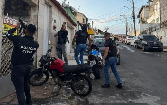 Polícia deflagra megaoperação contra lideranças do crime na Bahia e em mais cinco estados