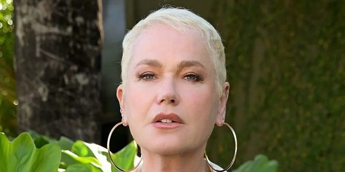 Xuxa recebe alta após cirurgia minimamente invasiva na coluna