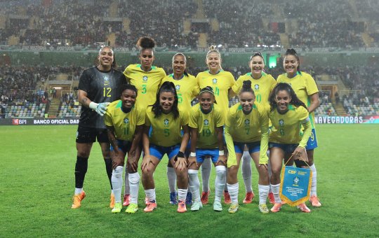 Seleção brasileira feminina fecha 2025 em melhor posição no ranking Fifa desde 2013