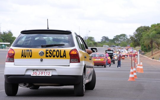 Novas regras da CNH entram em vigor; veja passo a passo para solicitar a habilitação pelo aplicativo