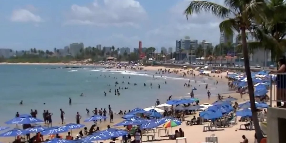 Banhista se revolta com cobrança de R$ 70 em barraca de praia em Salvador: “R$ 70 para sentar numa barraca?”