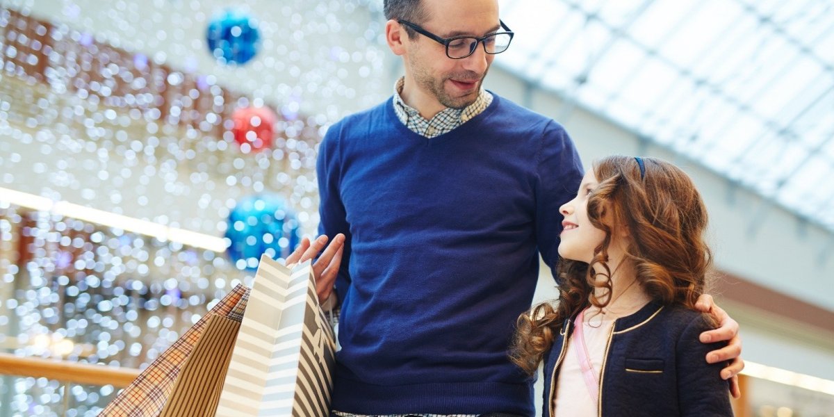 Movimento no comércio de Salvador cresce com consumidores planejando compras de fim de ano