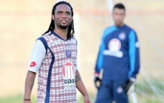 Ex-Bahia causa polêmica ao afirmar que Camaçari “só tem gente feia”