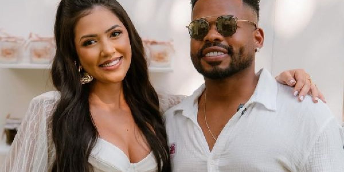 Influenciador Cristian Bell se casa com Ana Carla em cerimônia reservada