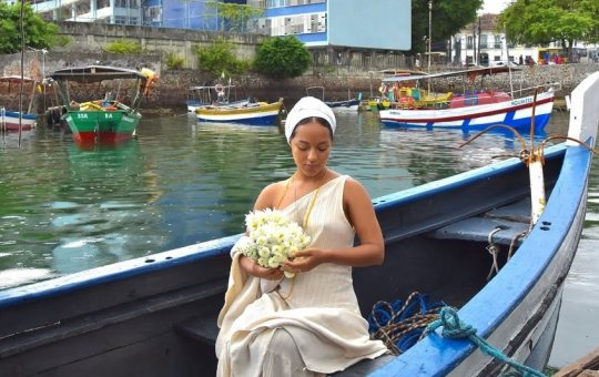 Influenciadora baiana reage a assalto e fica com pertences do ladrão