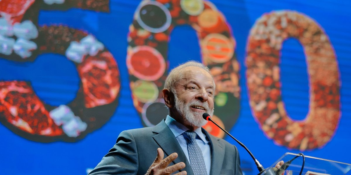 Segundo a Quaest, 56% dos brasileiros dizem que Lula não merece reeleição em 2026