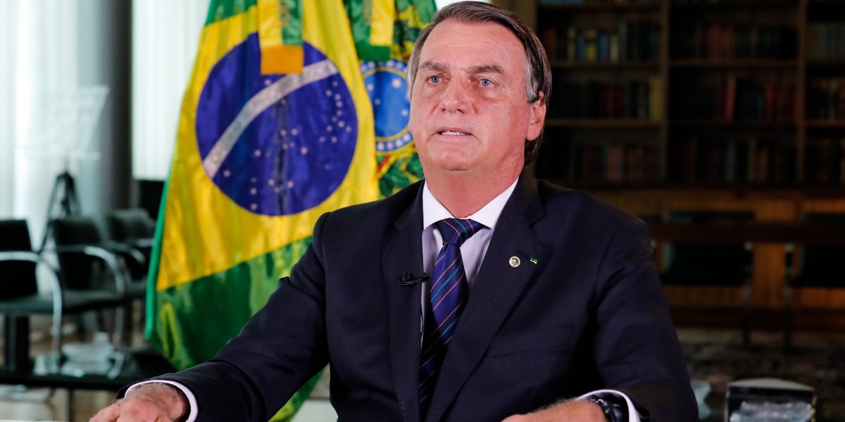 PF confirma que Bolsonaro tentou danificar tornozeleira eletrônica durante prisão domiciliar