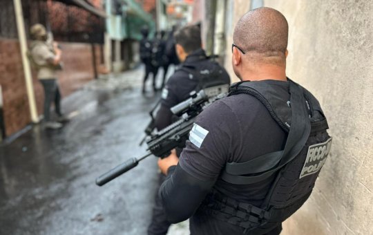 Operação mira facção carioca e prende suspeitos em Bairro de Salvador