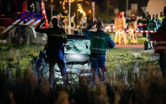 Atropelamento em desfile de Natal na Holanda deixa pelo menos dez feridos