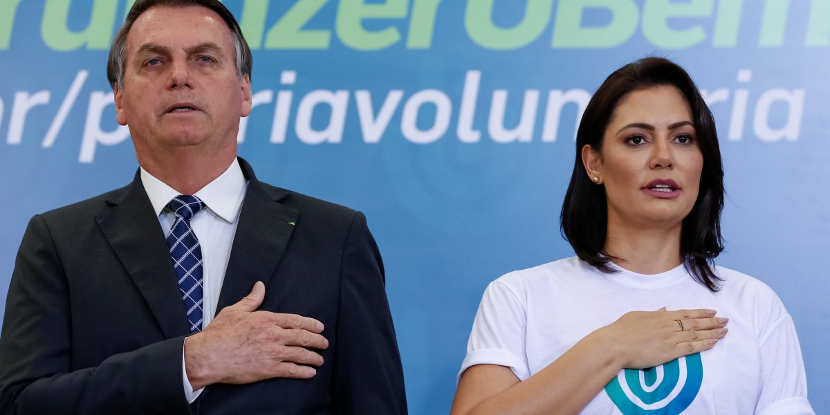 Michelle pede orações para novo procedimento cirúrgico de Jair Bolsonaro