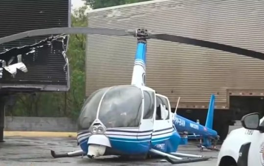 Helicóptero da Band faz pouso de emergência na Grande SP; piloto e cinegrafista passam bem