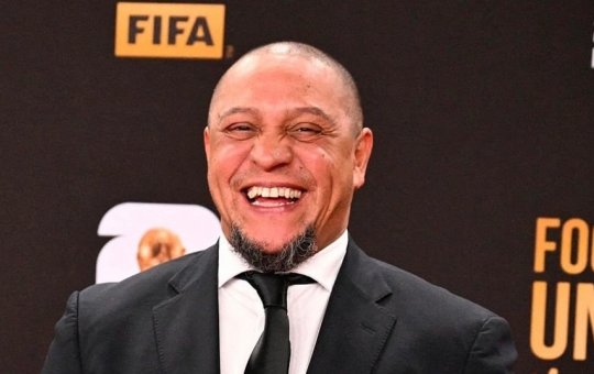 Ex-lateral da Seleção Brasileira, Roberto Carlos enfrenta complicações em procedimento no coração