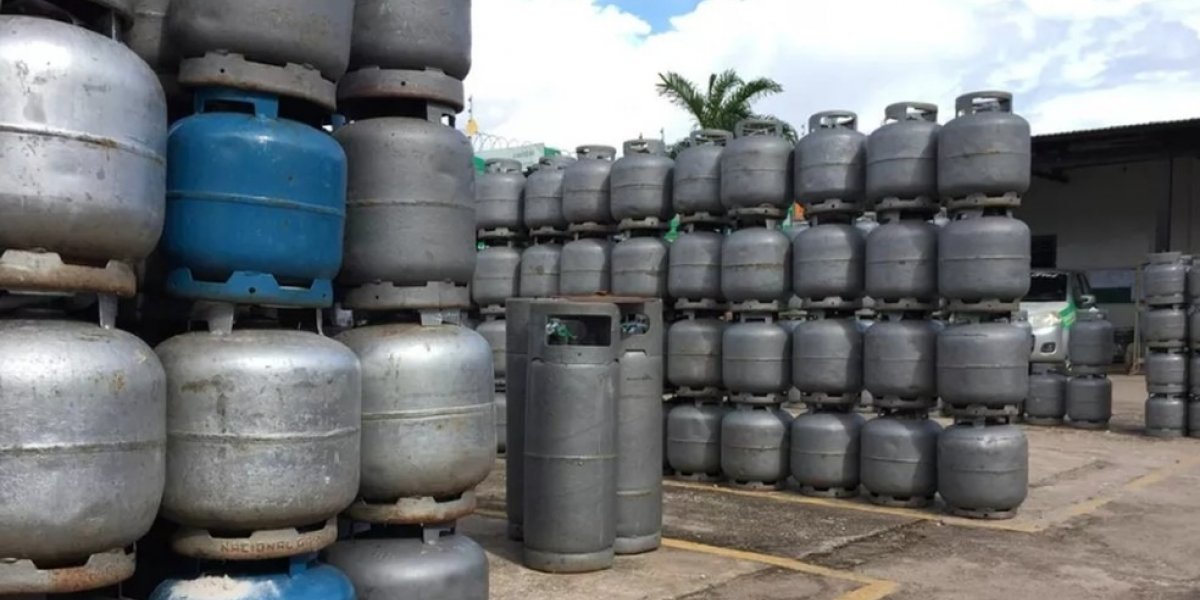 Preço do gás de cozinha sofre reajuste na Bahia para 2026