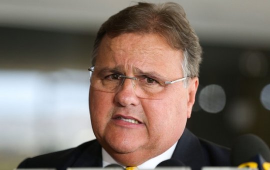 Geddel Vieira Lima é agredido durante festa de Réveillon na RMS