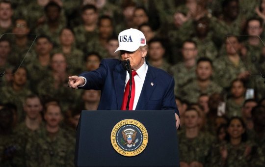 Donald Trump faz ataque de grande escala à Venezuela e diz que Nicolás Maduro foi capturado