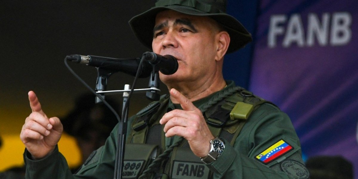 Ministro da Venezuela declara que irá resistir a ataques e à presença dos EUA