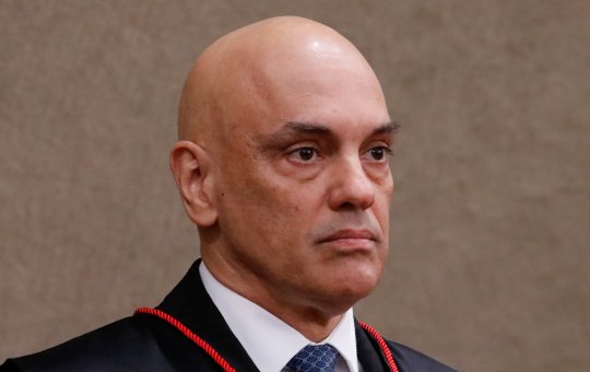 Moraes nega ida de Bolsonaro para realizar exames em hospital