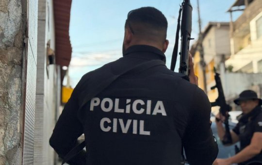 Mulher é encontrada morta a tiros em rua de Narandiba