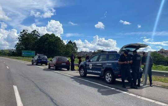 Promotor do MP-SP e família são feitos reféns por criminosos durante invasão a residência