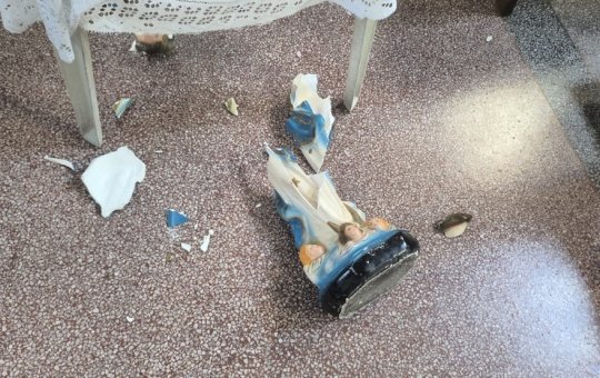 Mulher é detida após quebrar imagem de Nossa Senhora dentro de Igreja em Pernambuco