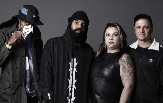 BaianaSystem é alvo de críticas após anúncio de show em camarote no Carnaval de Salvador