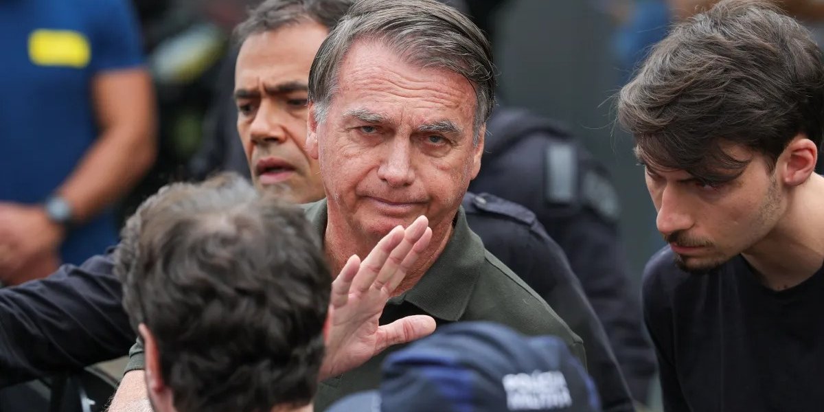 Quadro de saúde de Bolsonaro: causas e medidas médicas para conter crises de soluço
