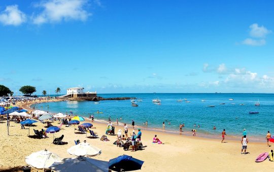 Verão em Salvador: praias, cultura, gastronomia e os melhores passeios na capital baiana