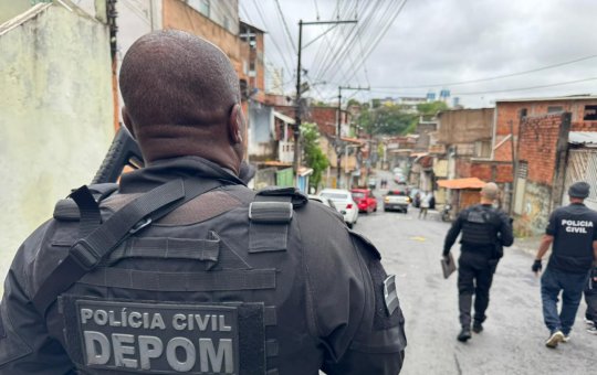 Homem é preso em flagrante por venda ilegal de medicamentos controlados em Salvador