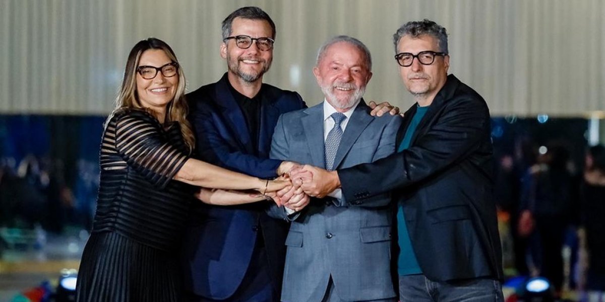 Lula liga para Wagner Moura e o parabeniza pelo Globo de Ouro: "Orgulho do Brasil"