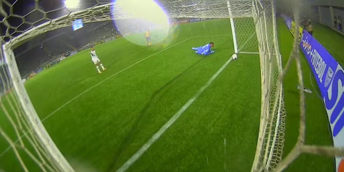 Vitória é eliminado pelo Palmeiras na Copinha em jogo marcado por polêmicas