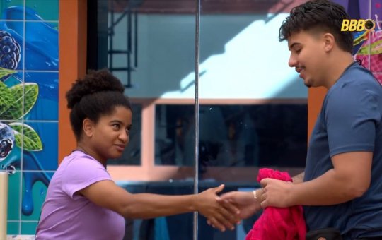 Milena não fala com brother no BBB 26 e dispara: 'Homem casado não cumprimenta mulher'