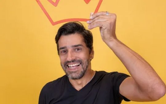 Alberto Cowboy aguenta prova de resistência e se torna o primeiro líder do BBB 26