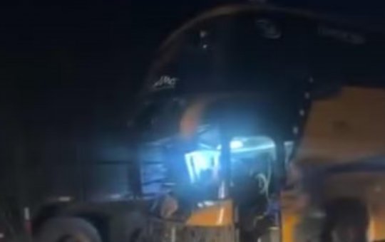 Ônibus do Águia de Marabá que retornava da Copinha colide com caminhão e deixa uma pessoa morta