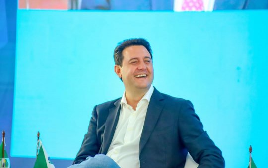 Caso seja escolhido pelo PSD, Ratinho Jr. diz que aceitaria disputar a Presidência em 2026