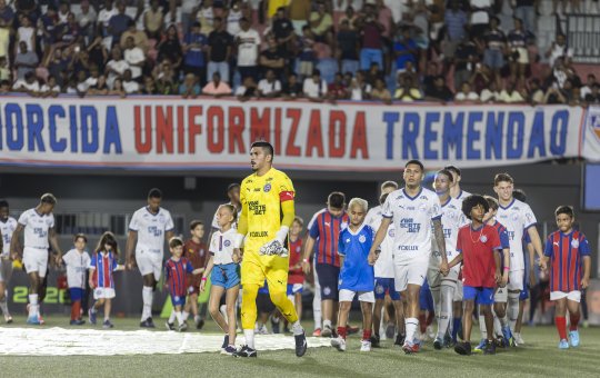 100% na temporada, Bahia deve promover a estreia do time principal neste sábado (17)