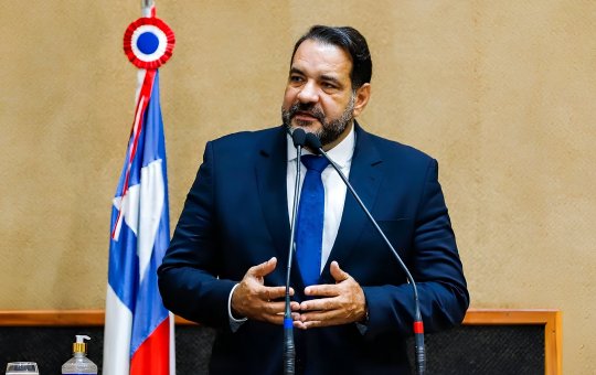 Políticos se manifestam e prestam homenagem ao deputado Alan Sanches