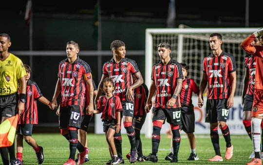 Porto x Vitória: onde assistir, prováveis escalações e arbitragem