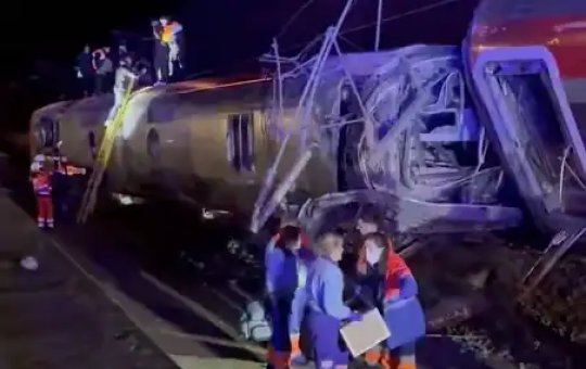 Acidente entre trens de alta velocidade na Espanha mata 39 pessoas