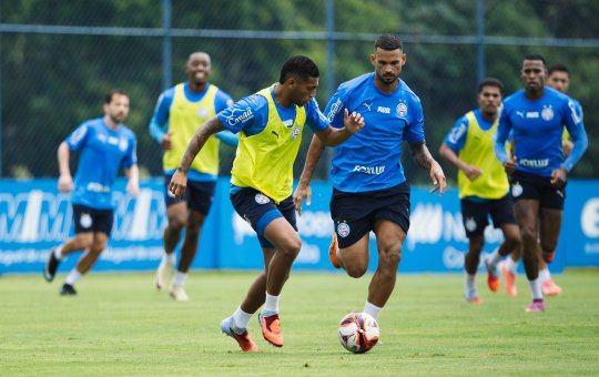 Bahia deve estrear time titular diante do Barcelona de Ilhéus 