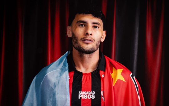 Vitória anuncia contratação de meia argentino