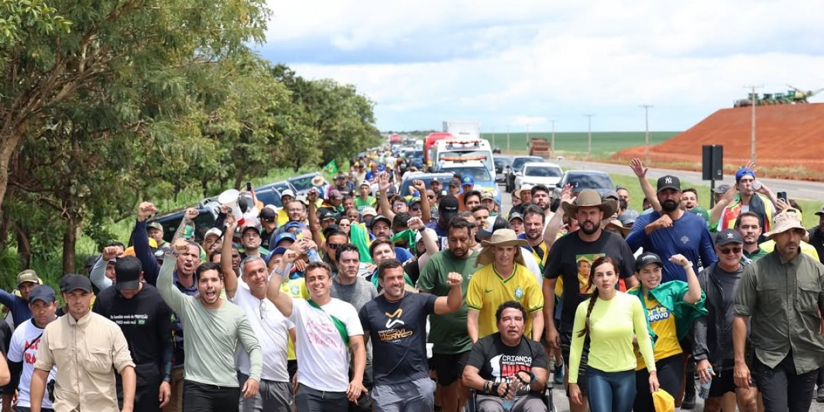 PRF se pronuncia sobre caminhada iniciada por Nikolas Ferreira e aponta: "Risco extraordinário"