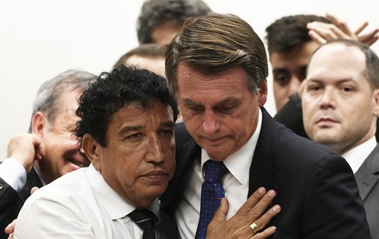 Magno Malta tenta visitar Bolsonaro na Papudinha sem autorização judicial